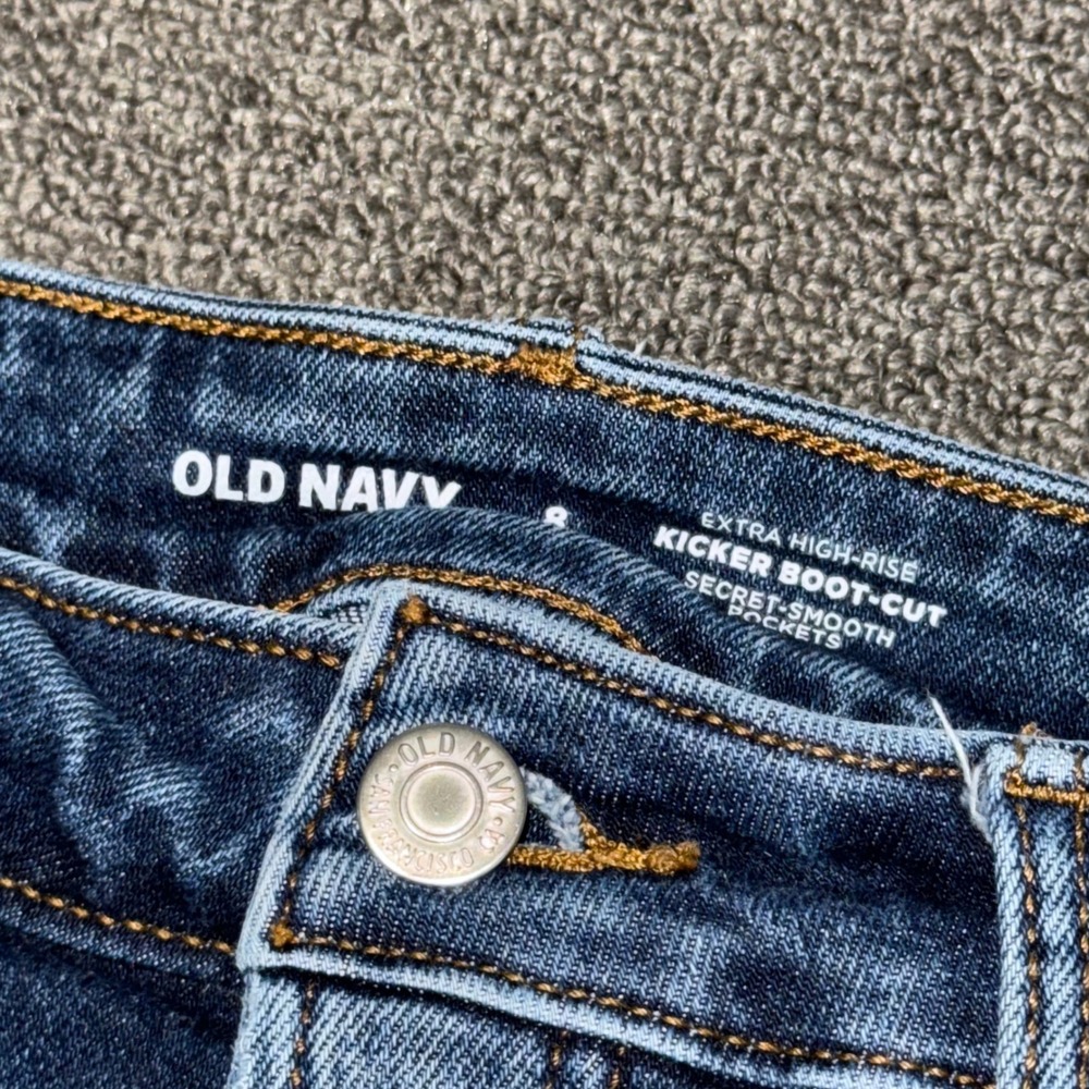 Old Navy Extra High-Rise Kicker Boot-Cut Jeans Blue Button Fly Sz 8 Casual Wear - Picture 5 of 11